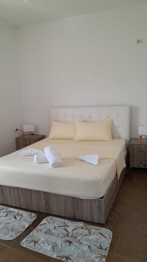 Shkoder Hotel Temali ภายนอก รูปภาพ